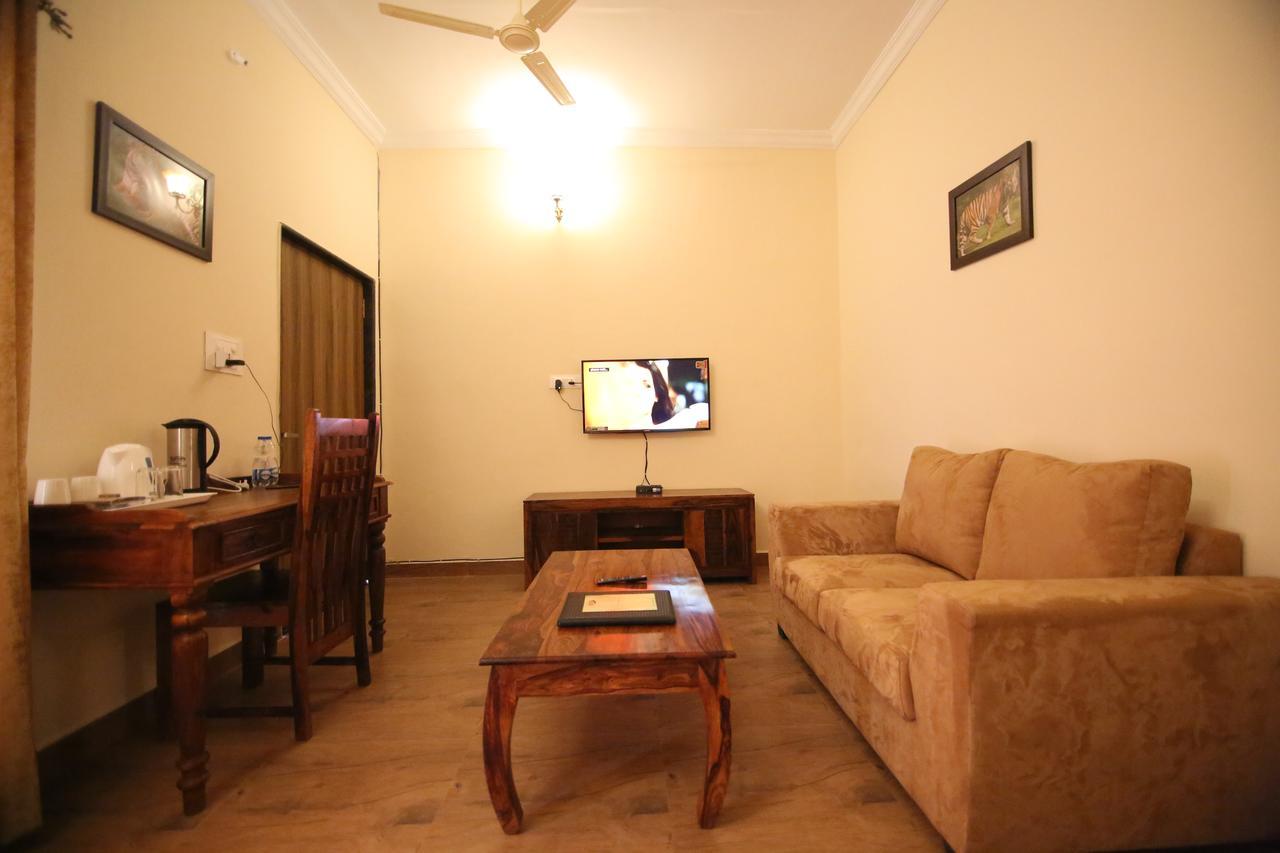 7 Tigers Resort Tadoba Kolara Экстерьер фото